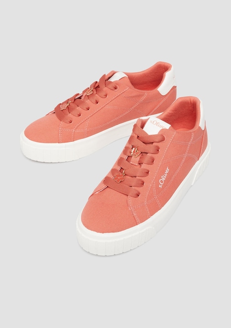 Textil-Sneaker mit Schnürung