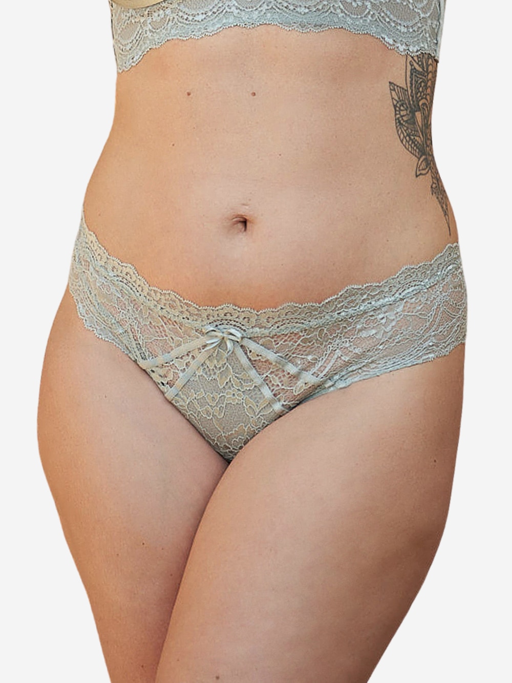 String ELIANA VELVET