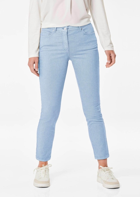 7/8-Jeanshose Bella aus superelastischer Qualität für volle Bewegungsfreiheit