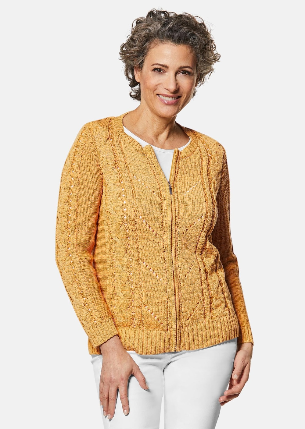 Bändchengarn-Strickjacke mit schönen Details