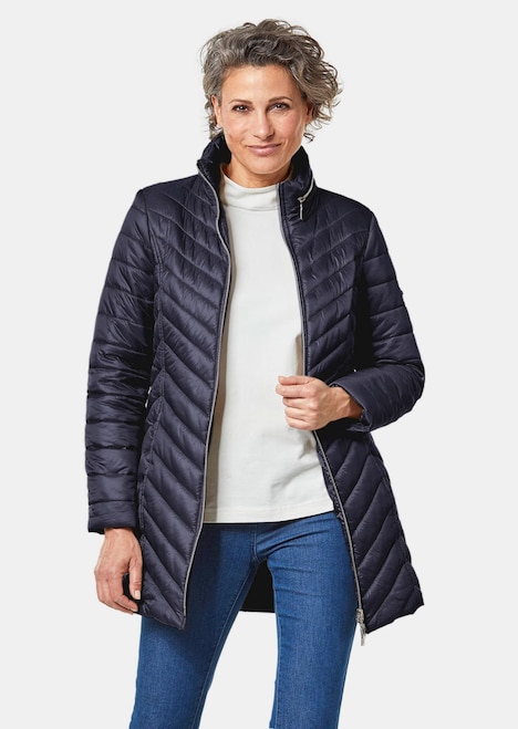 Figurschmeichelnde, leichte Longsteppjacke