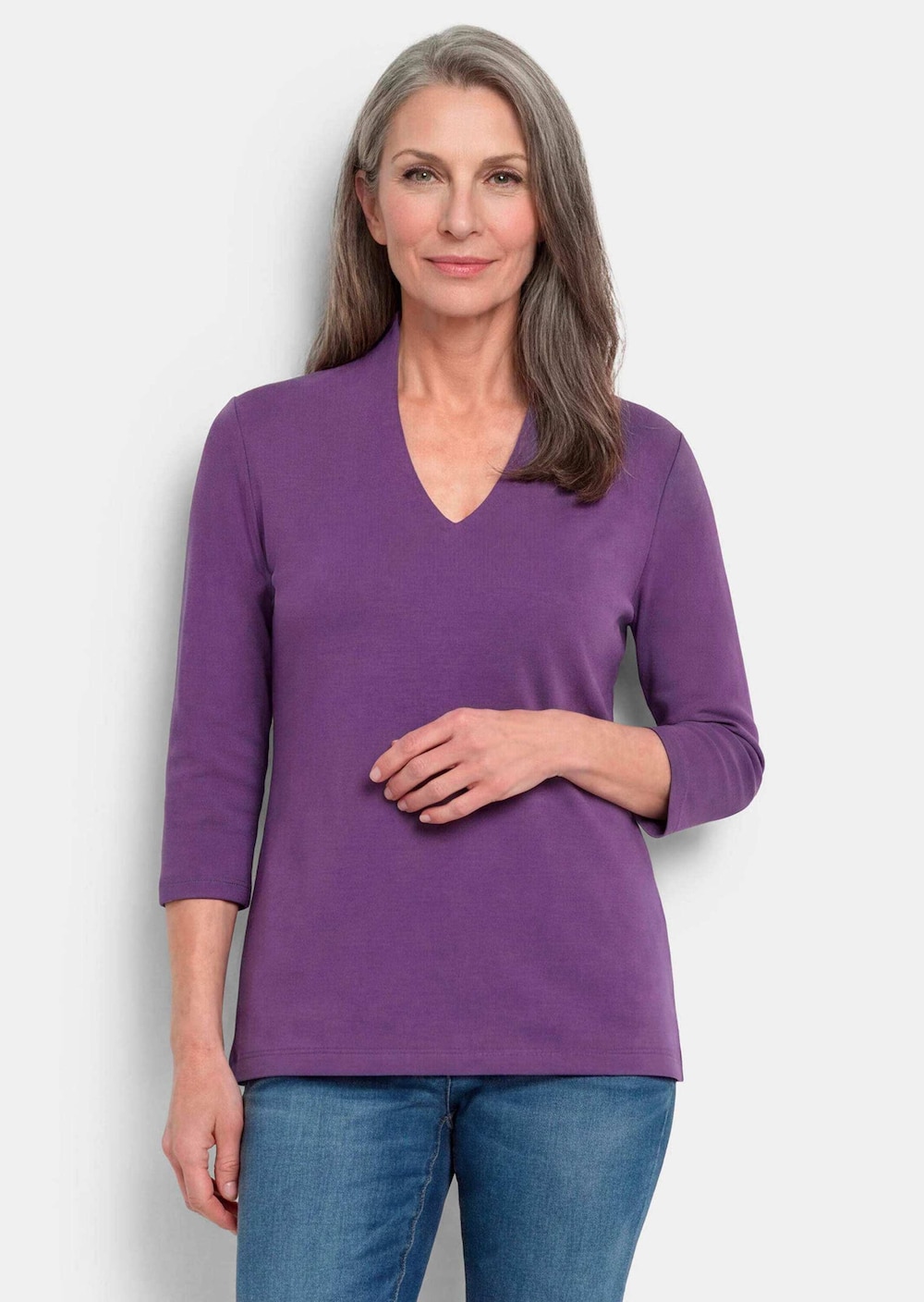 Elegantes Basic-Shirt mit V-Ausschnitt