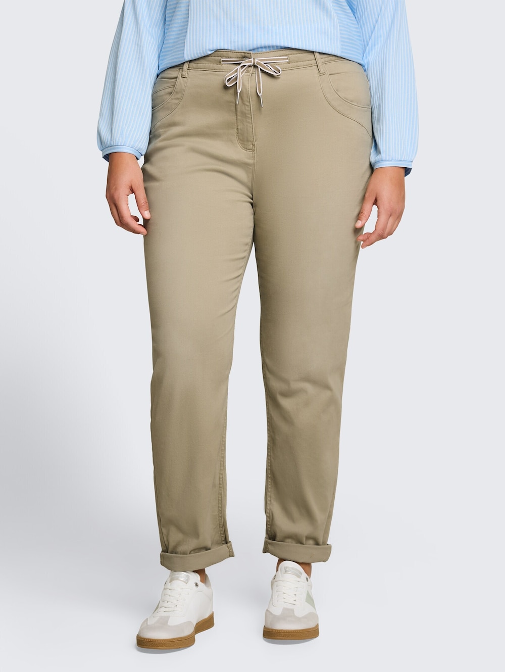 Cropped Slim Hose