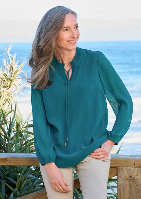 GOLDNER Blouse Chiffon blouse met vrouwelijke halslijn