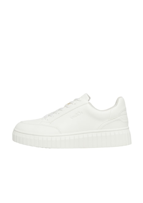 Sneaker mit Plateau-Sohle
