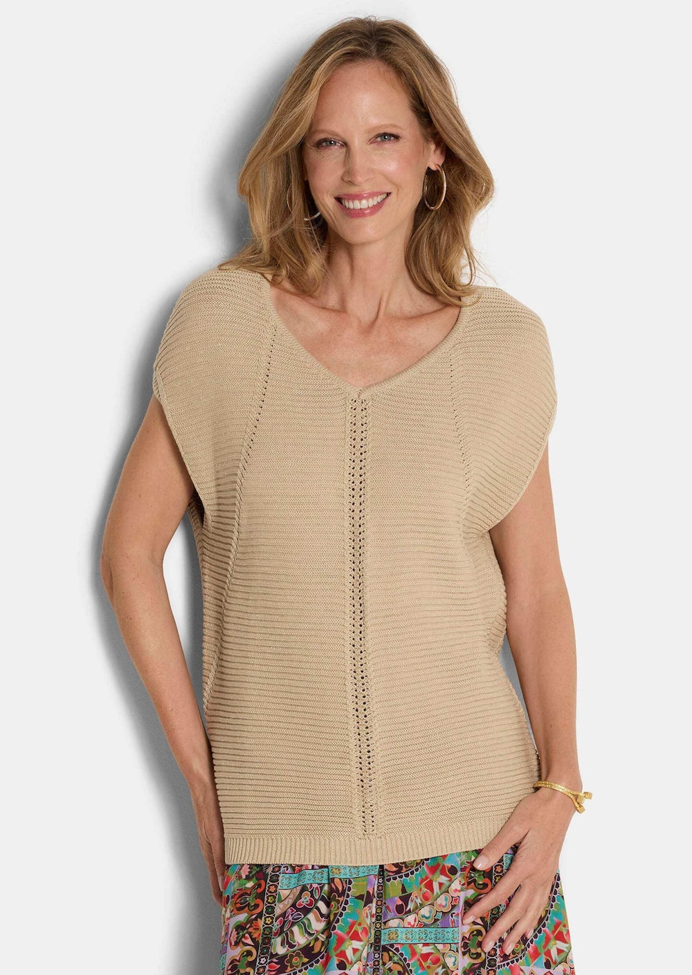 Rippstrickpullover mit V-Ausschnitt