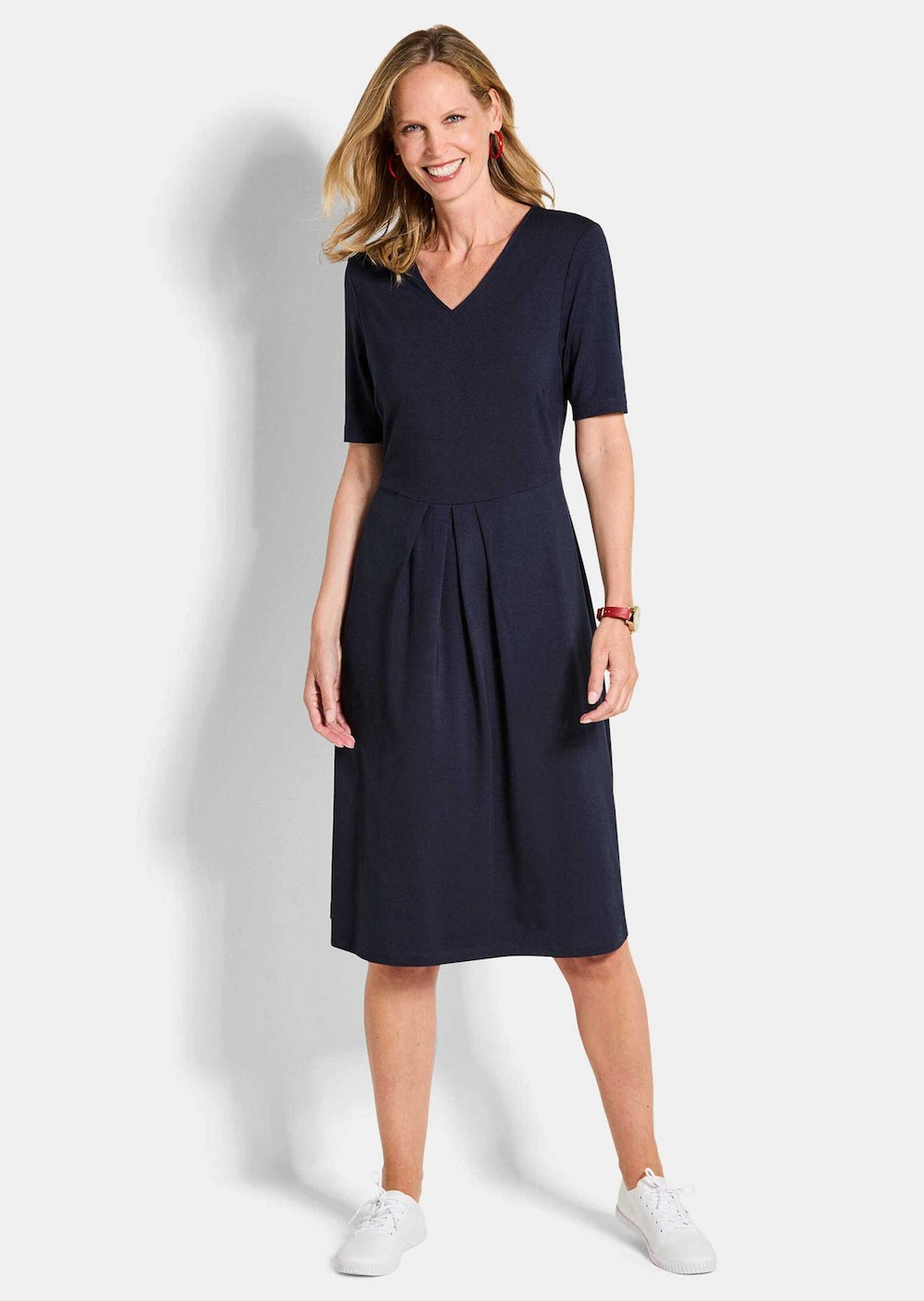 Viskosekleid mit Kellerfalten