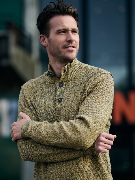 Herren Pullover mit Troyerkragen , Sonnenorange
