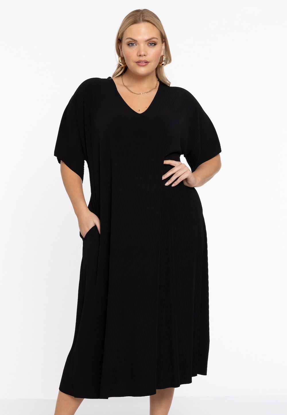 Kleid mit grafischem druck