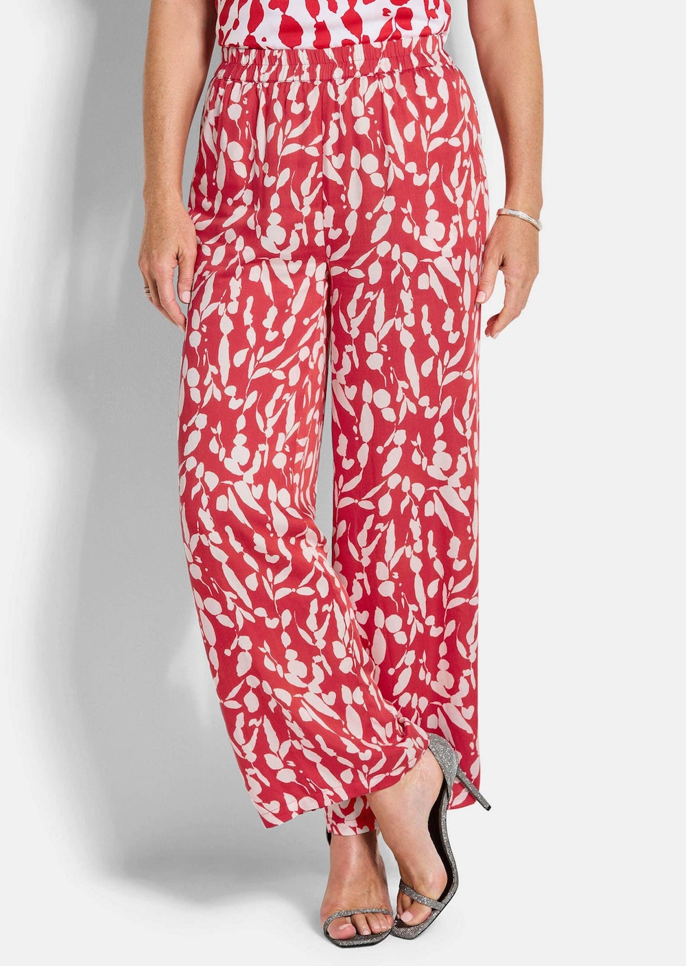 Druckhose mit floralem Muster