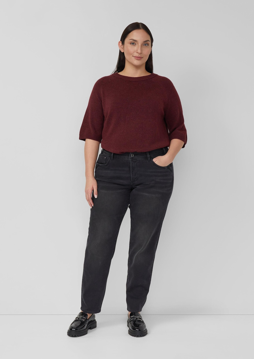 Jeans / Mid Rise / Tapered Fit / cosy inside