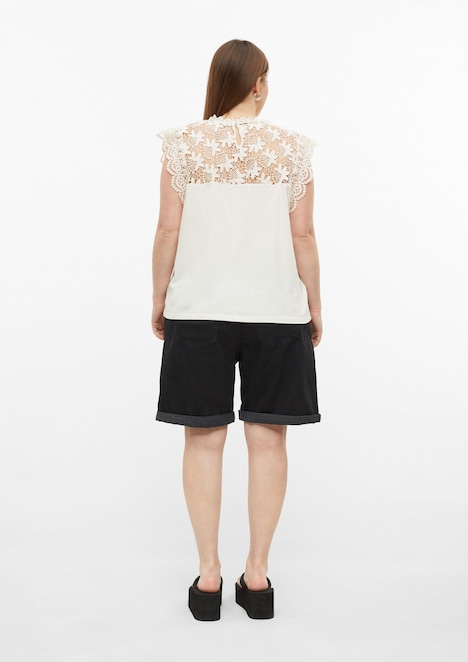 Top mit Spitze