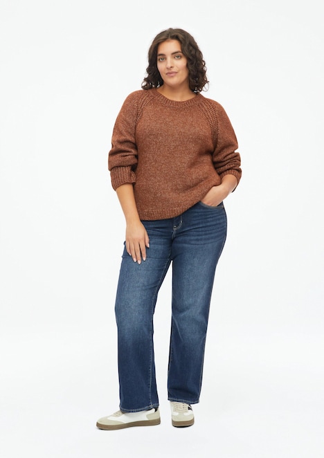 Raglanpullover mit Rippdetails
