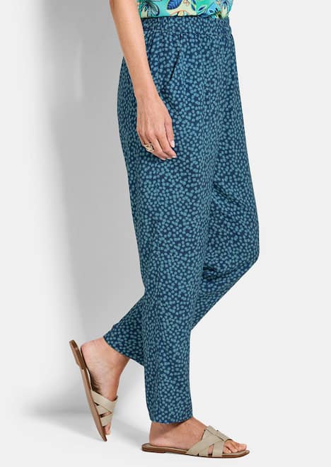 Luftige Sommerhose mit Blütenmuster