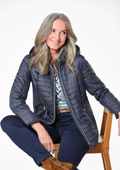 Leicht strukturierte Outdoorjacke