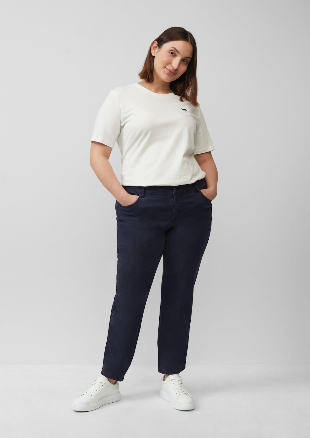 Gewaschene Hose im Slim Fit aus Baumwollsatin
