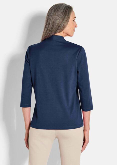 Elegantes Basic-Shirt mit V-Ausschnitt