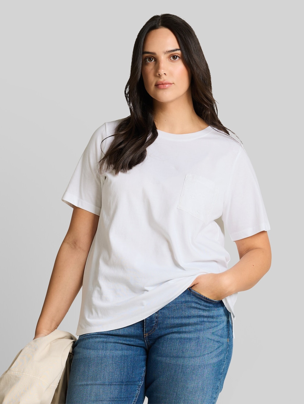 Boxy Fit T-Shirt mit Brusttasche