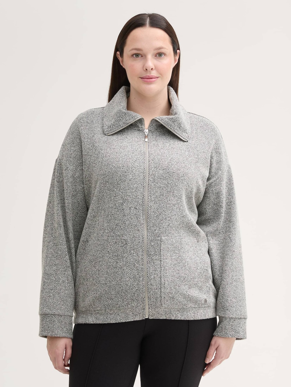Sweatjacke mit Stehkragen