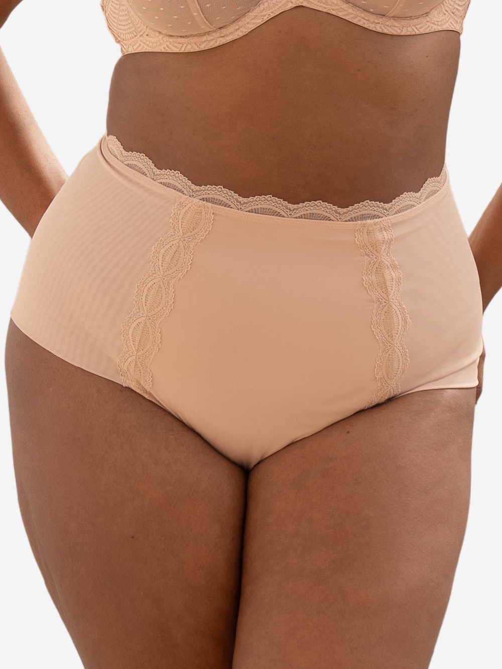 High-Waist-Panty Clara