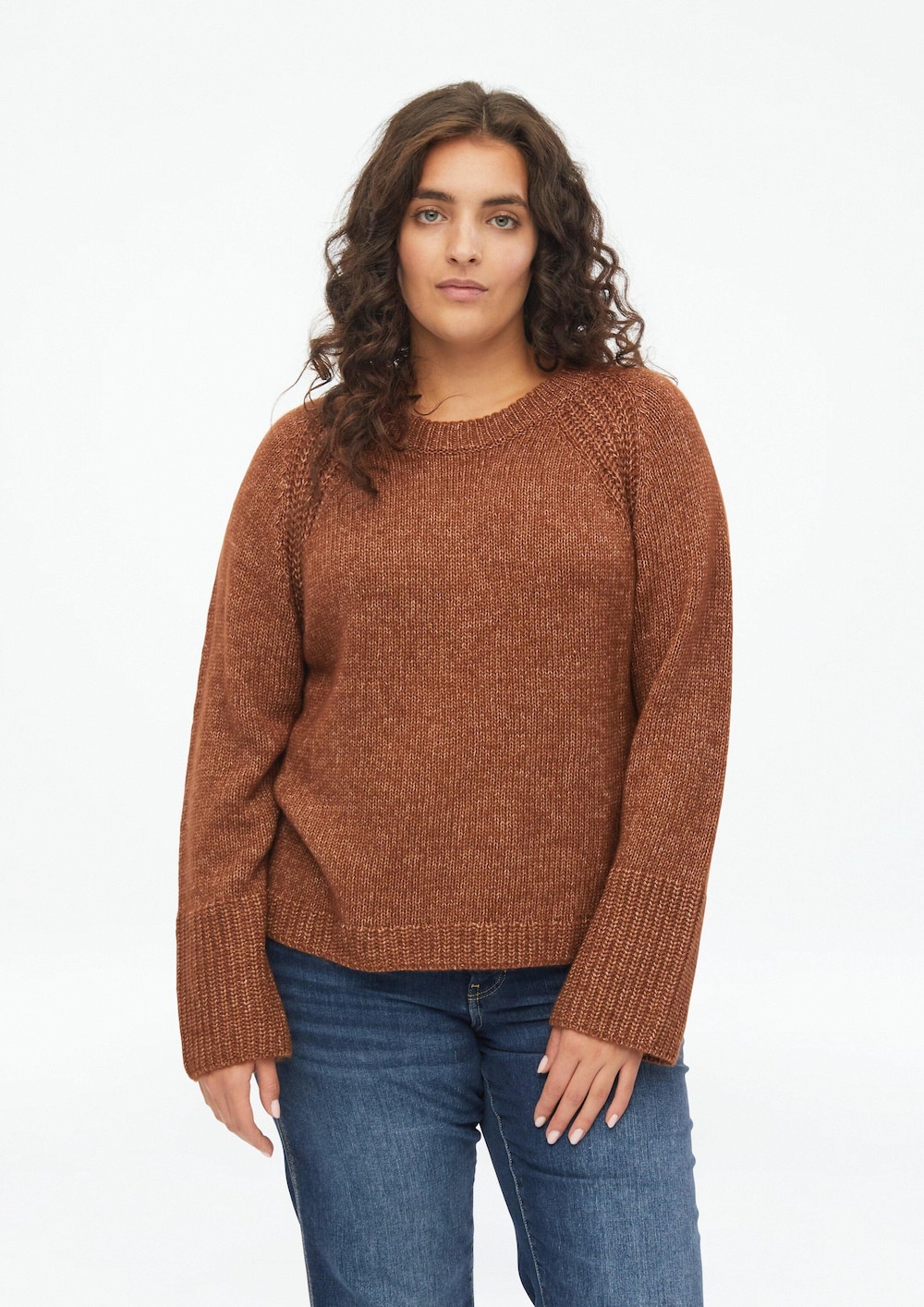 Raglanpullover mit Rippdetails
