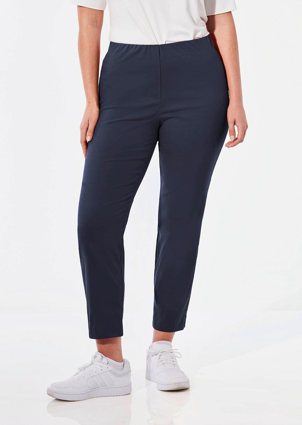 Stretchhose mit Seitenschlitzen