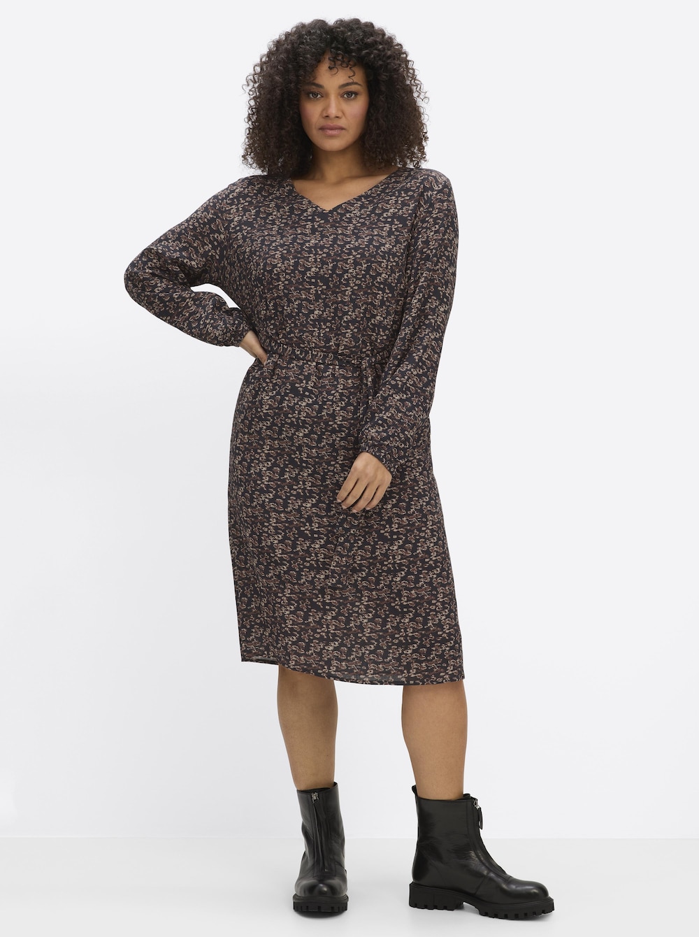 Webkleid Webkleid mit Minimalprint und Bindegürtel Langarm