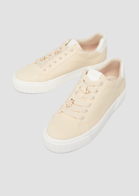 Textil-Sneaker mit Schnürung