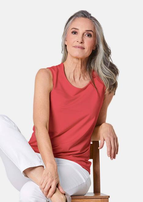 Gepflegtes Top in formstabiler Ware