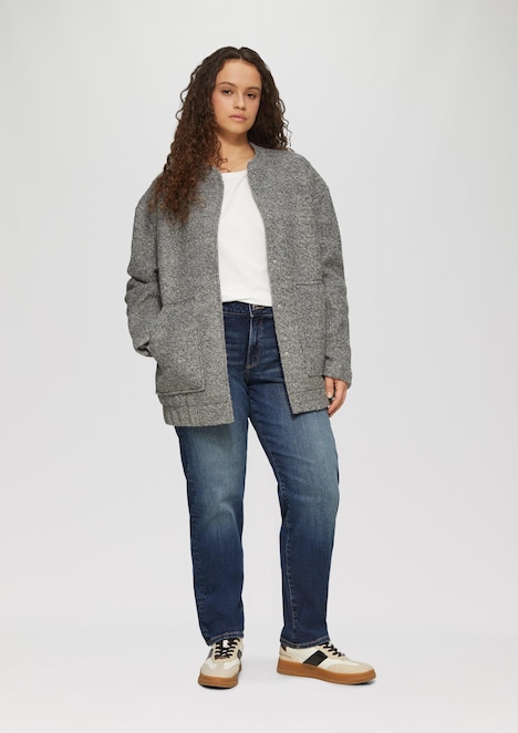 Jeans / Curvy Fit / Mid Rise / Slim Tapered Leg