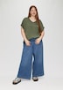 Fabricmix-Shirt im Loose Fit mit V-Ausschnitt