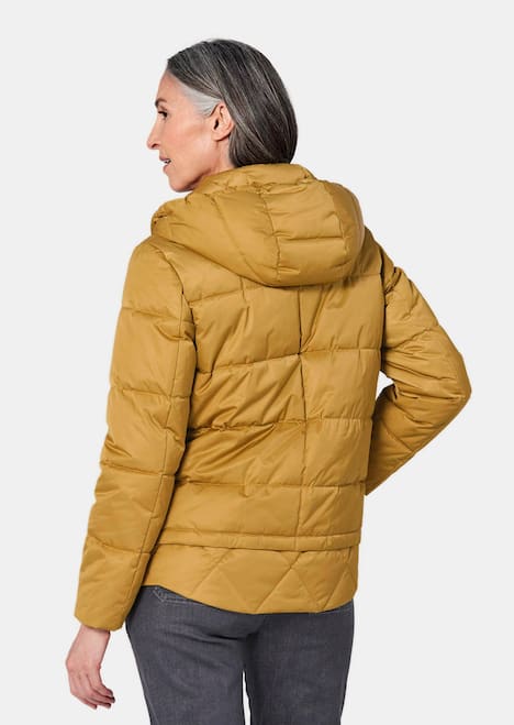 Steppjacke mit Kapuze