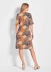Druckkleid im Mustermix