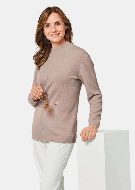 Weicher Kaschmirpullover mit Kragen