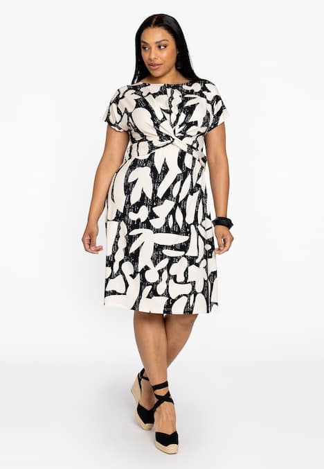 Kleid mit Blumenmuster