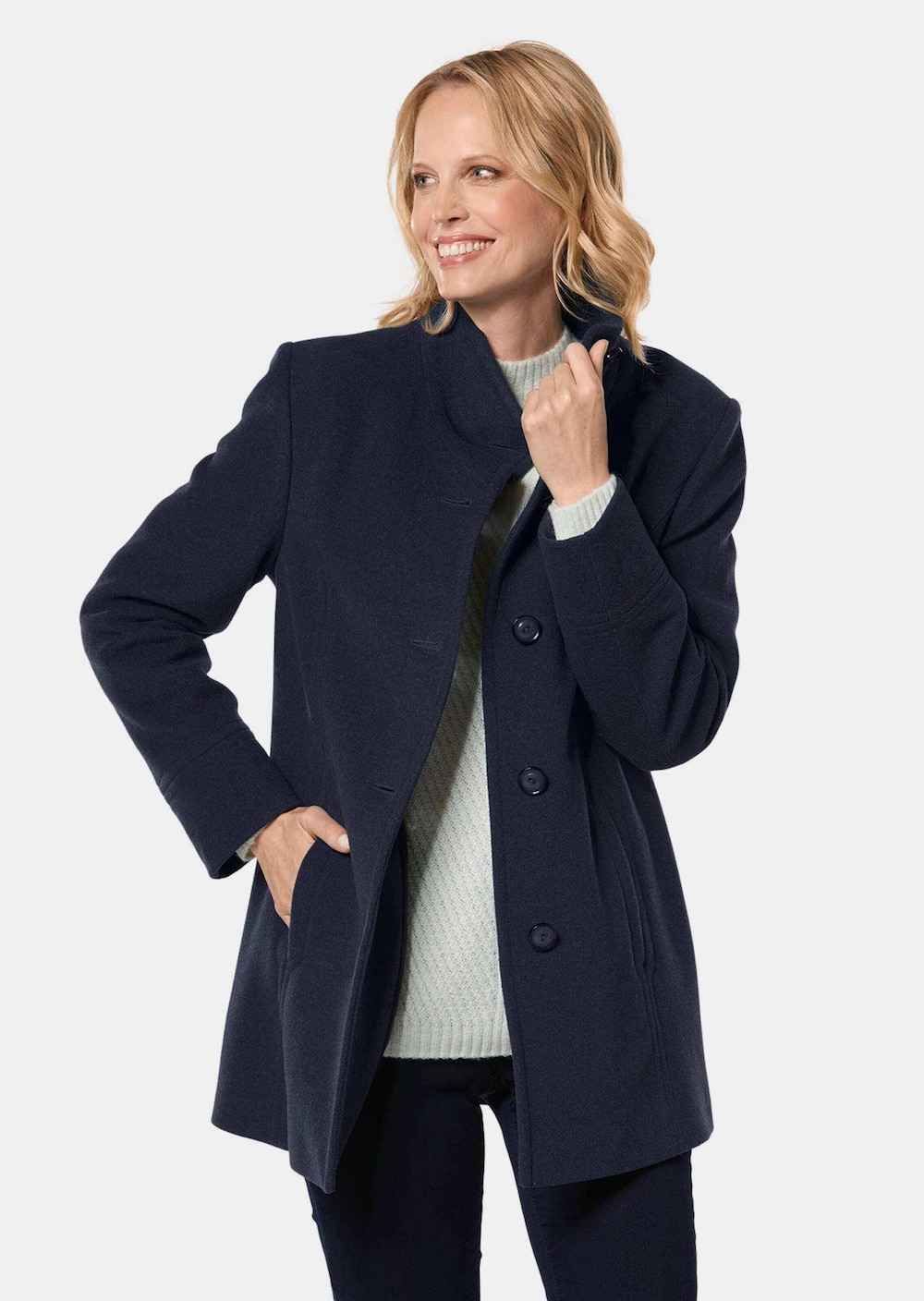 Unentbehrliche Wolljacke mit feinen Details