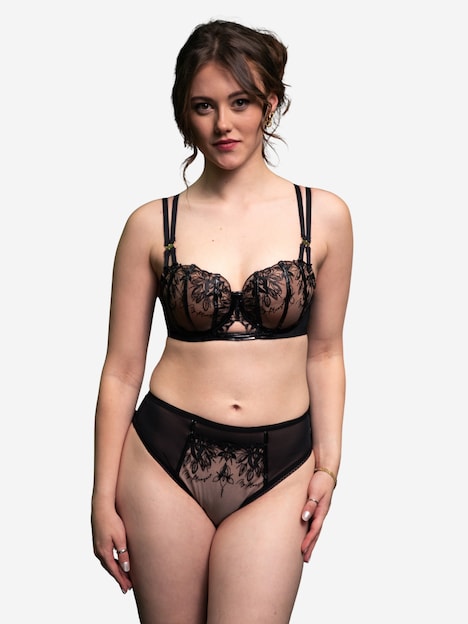 High-Brazilian MY PLEASURE