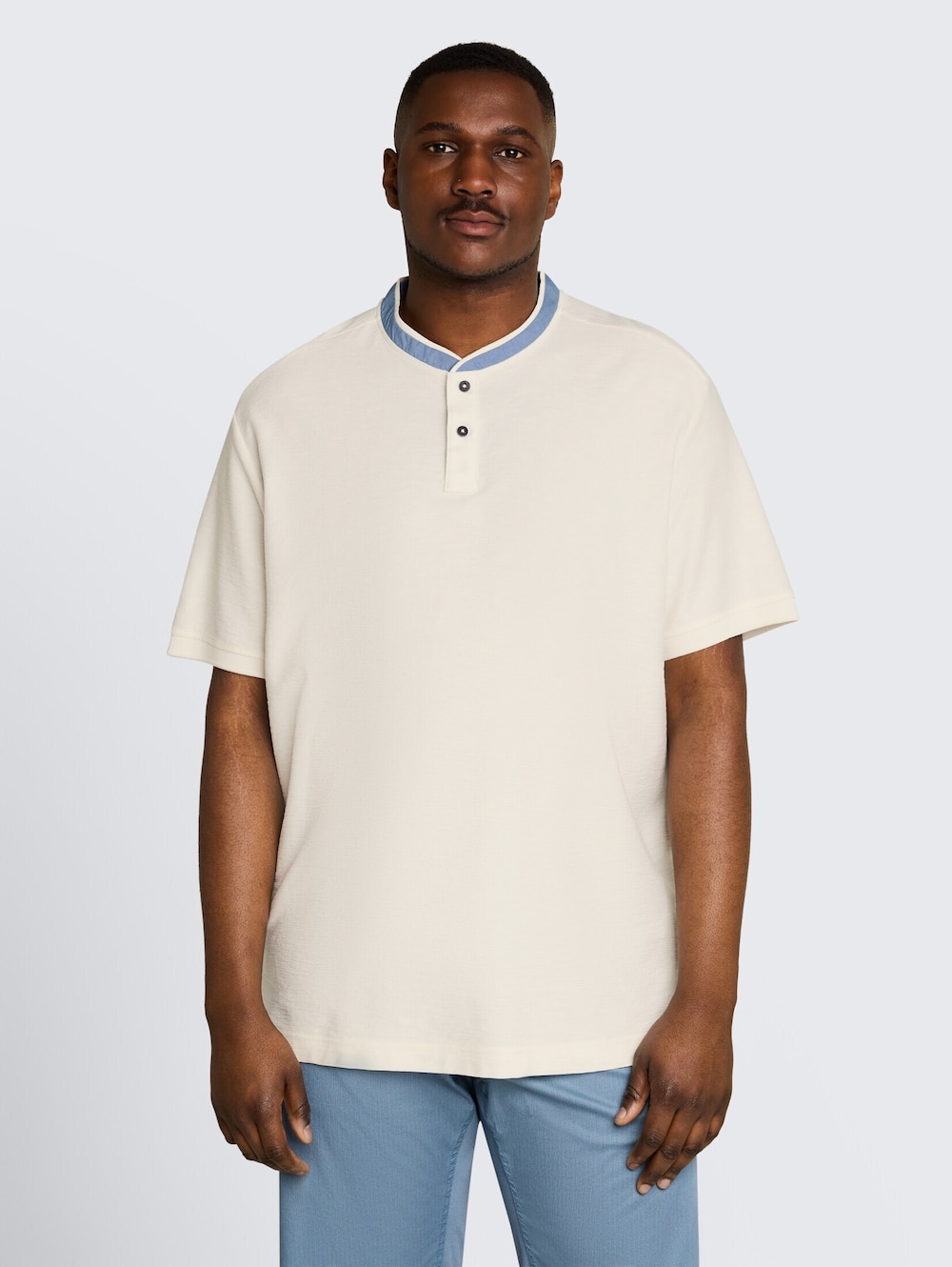 Poloshirt mit Stehkragen