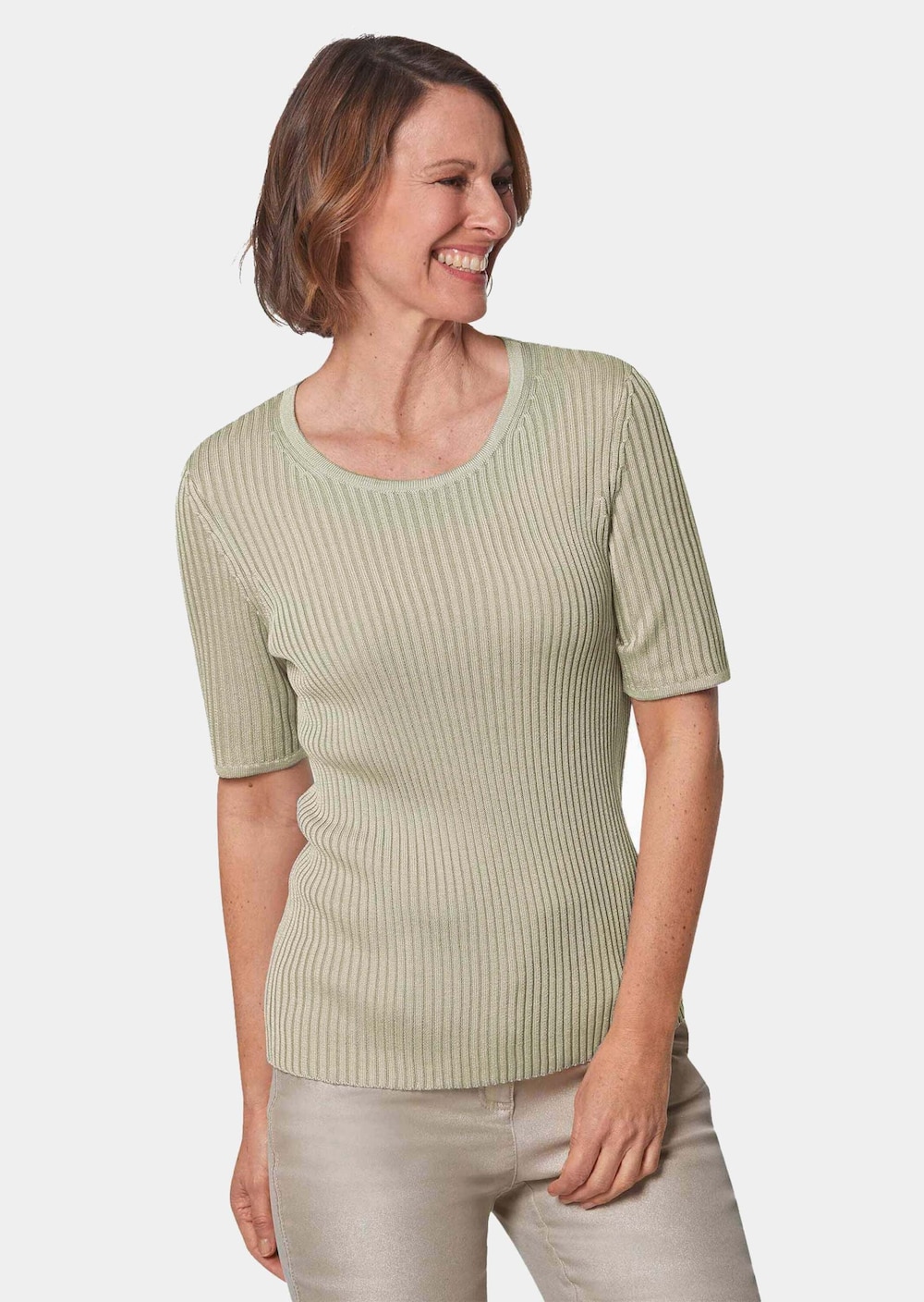 Pflegeleichter Pullover in hochwertiger Rippenstruktur