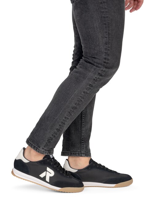 Sneaker Low U4000