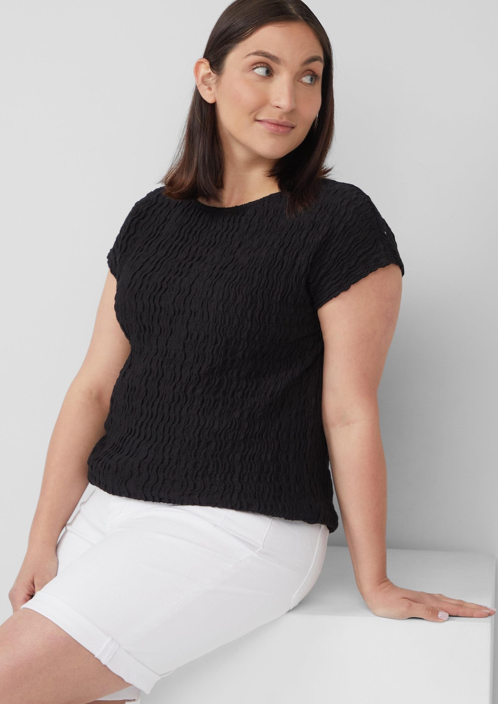 Strukturiertes T-Shirt aus Baumwollmix im Relaxed Fit