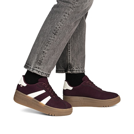Sneaker Low M7601