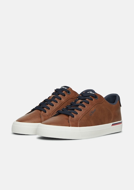 Sneaker in Leder-Optik