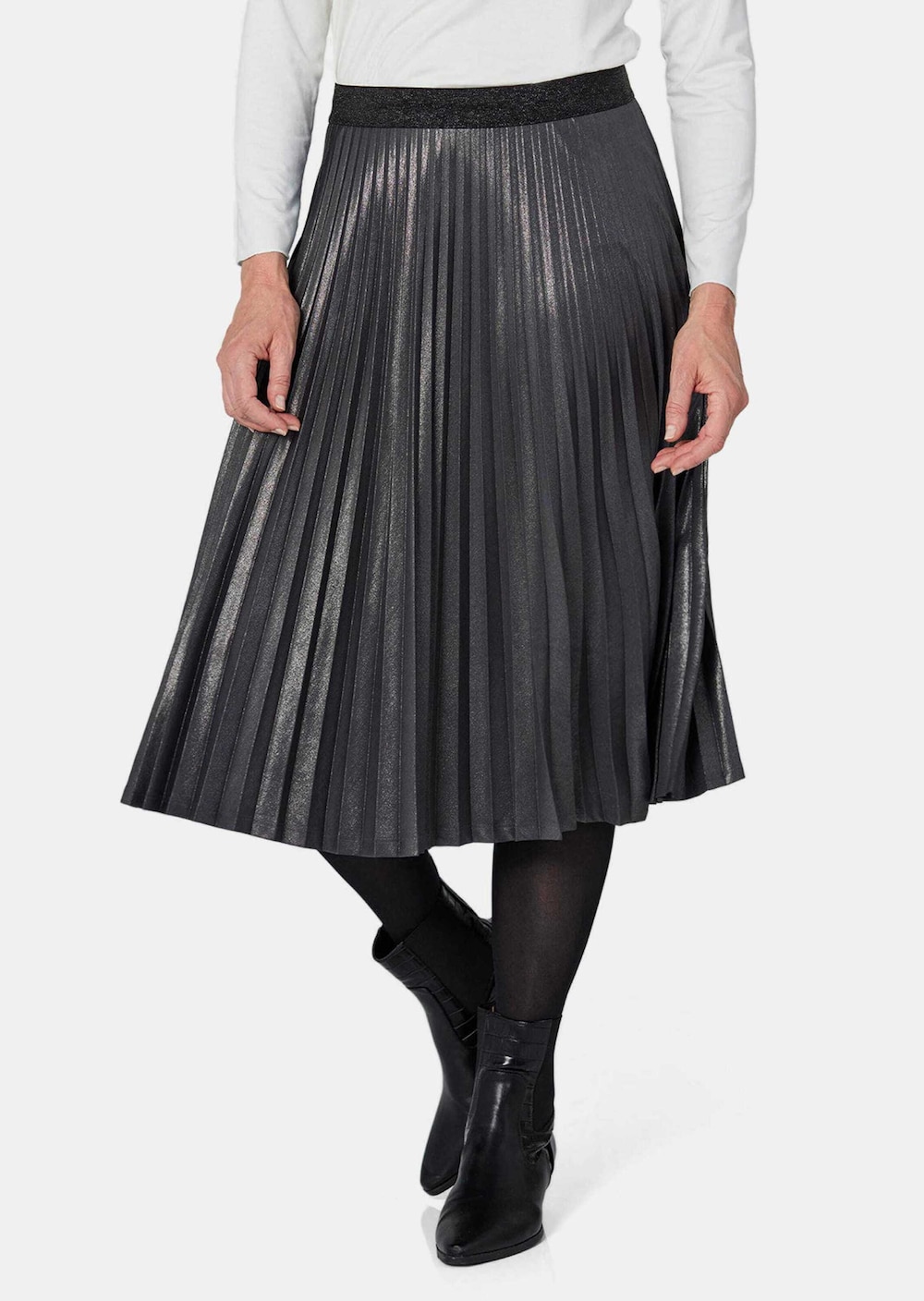 Plisseerock im Metallic Look