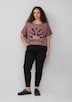 Gewaschenes T-Shirt mit Frontprint