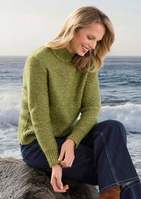 Weicher Bouclé-Pullover, Stehkragen