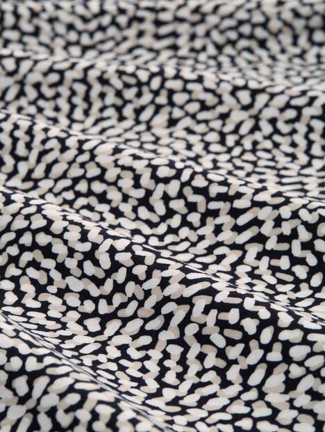 Kleid mit livaeco™ BY BIRLA CELLULOSE