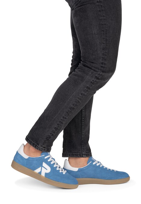 Sneaker Low U2200