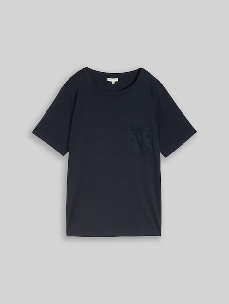 Boxy Fit T-Shirt mit Brusttasche