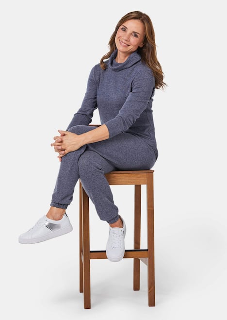 Weiches Rollkragenshirt in Strickoptik